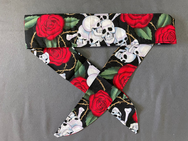 Skull & Roses - Black